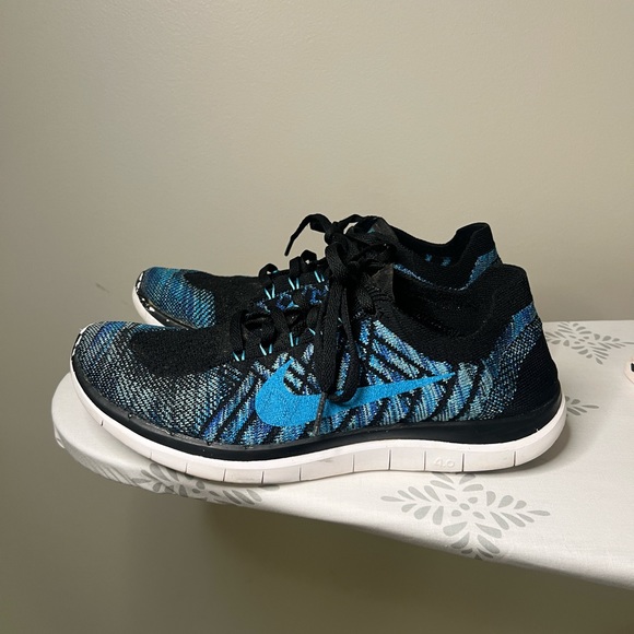 Nike Shoes - Size 7.5 Nike shoes